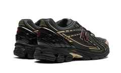 1906R Kith Black