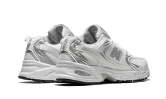 530 Munsell Silver White