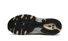 530 White Palm Leaf