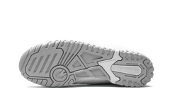550 White Grey