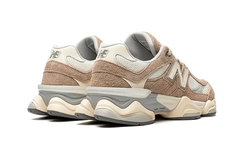 9060 Driftwood