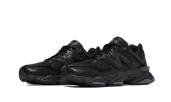 9060 Triple Black Leather